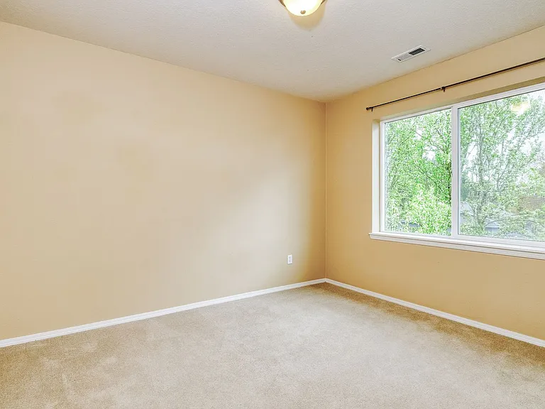 17098 Berkeley Ln — Photo 22