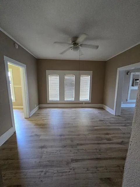 2514 Buchanan St — Photo 3