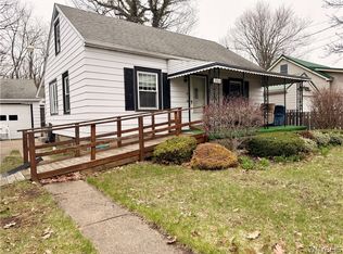 6584 Hamilton Dr, Derby, NY