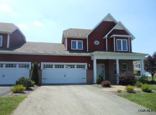 330 Village Ct, Ligonier, PA