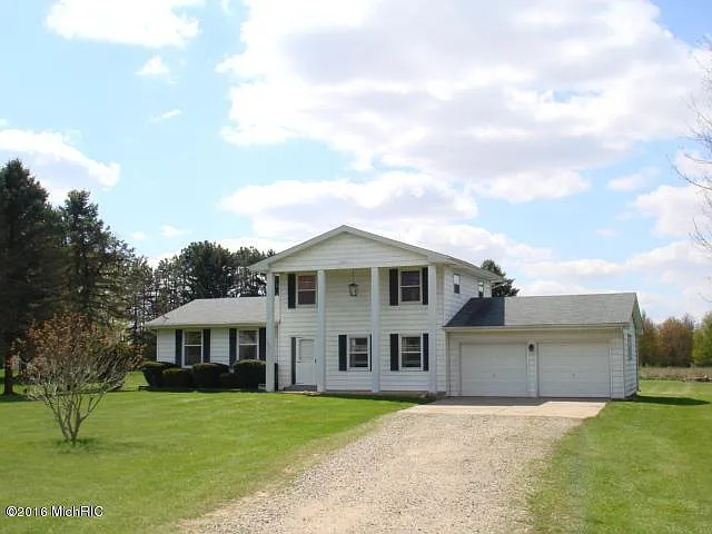 10459 Eight Mile Rd photo 1