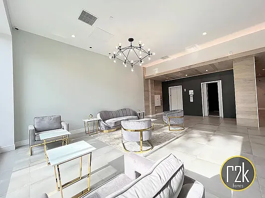 Rented by Realty 2000 Corp | media 20