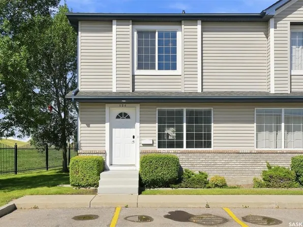 UNIT 124-663 Beckett CRESCENT, Saskatoon, SK S7N 4X2