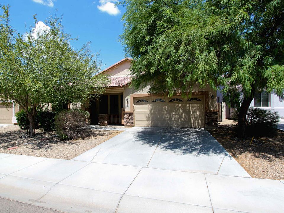 1st image of 2410 W Fawn Dr