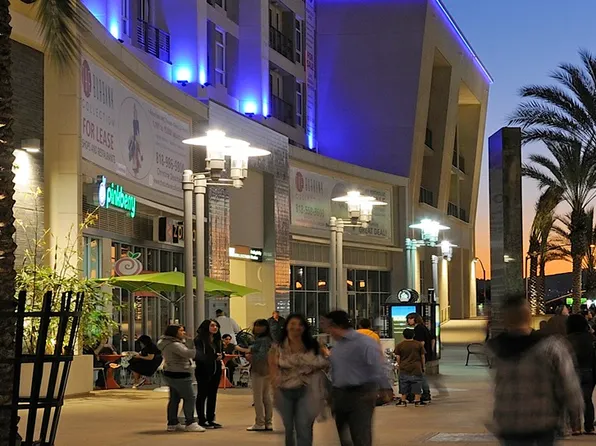 250 First St, Burbank, CA 91502