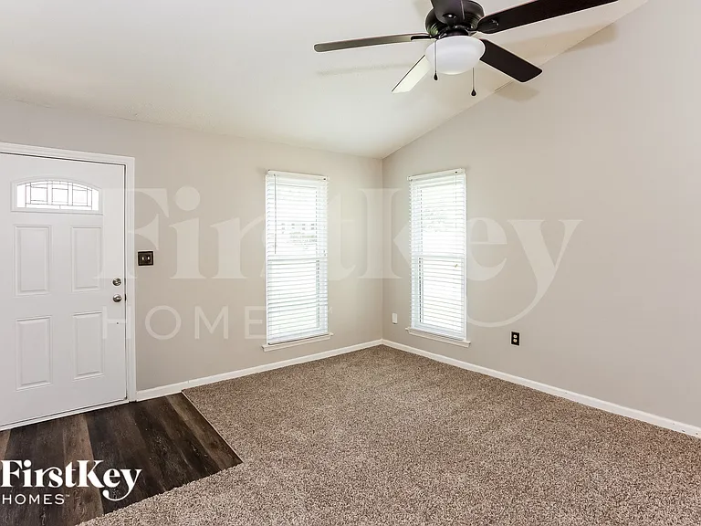 7938 Lindfield Ct — Photo 5