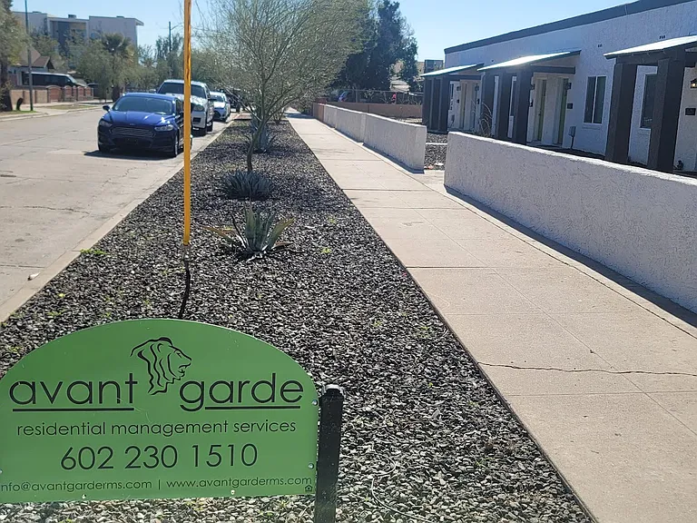 646 N 10th Ave #B11 — Photo 4