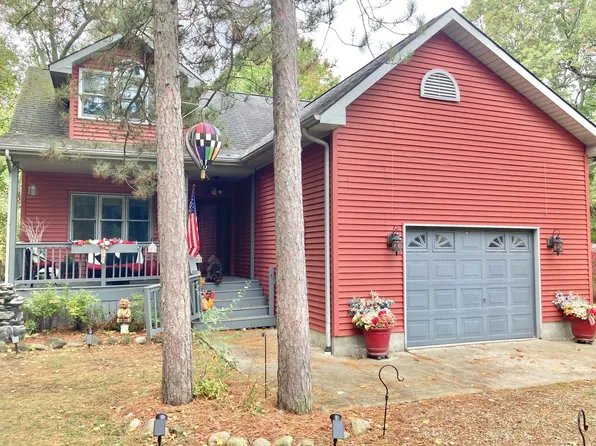 6607 Myrtelle Dr, Caseville, MI 48725