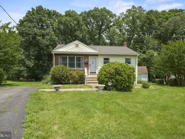 1302 Cobb Ct, Woodbridge, VA 22191