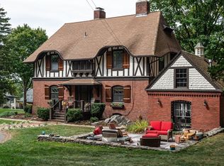 10 Hemenway Dr, Canton, MA 02021