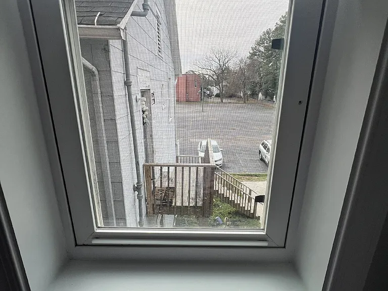 2711 Detroit St #4 — Photo 14