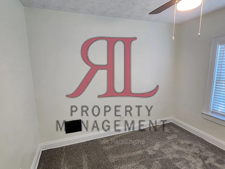 663 Ann St — Photo 32