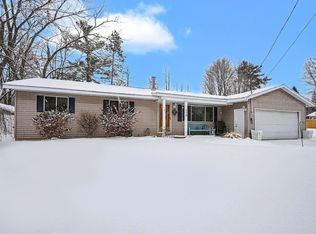 550 W Dorr Rd, Sanford, MI 48657