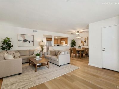 300 E Chestnut Ave #H-202, Santa Ana, CA, 92701