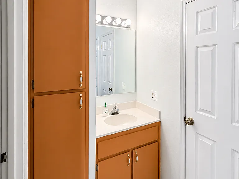 4925 Summit Cir — Photo 22