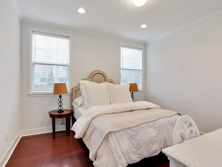 1722 Harmony St #1722 — Photo 7
