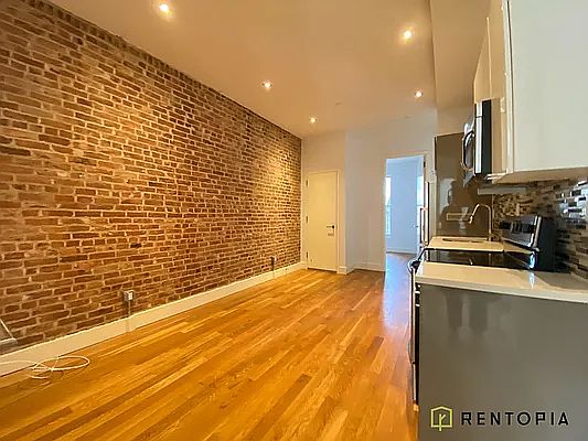 1st image of 125 Lefferts Pl #06