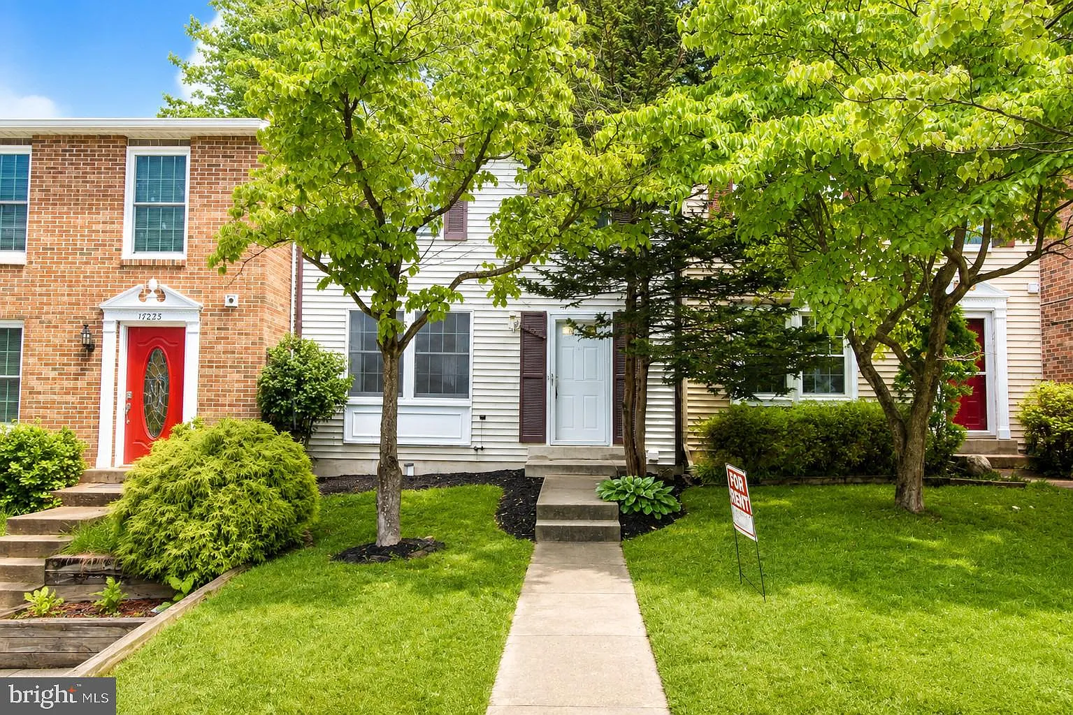 3 bed, 4.0 bath, 1770 sqft, $2,600 — Photo 1