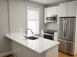 102 Chelsea St APT 4, Boston, MA 02128