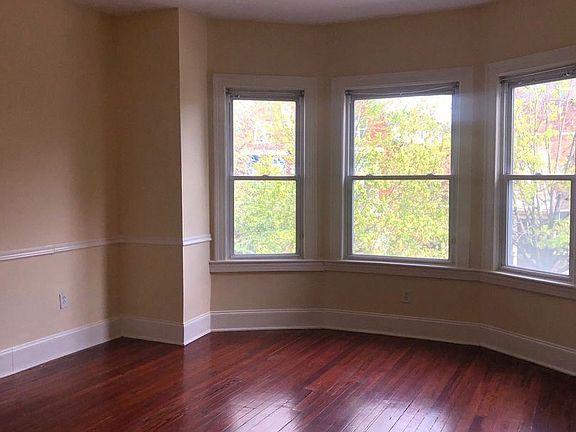 4th image of 600 S 49th St #2-C