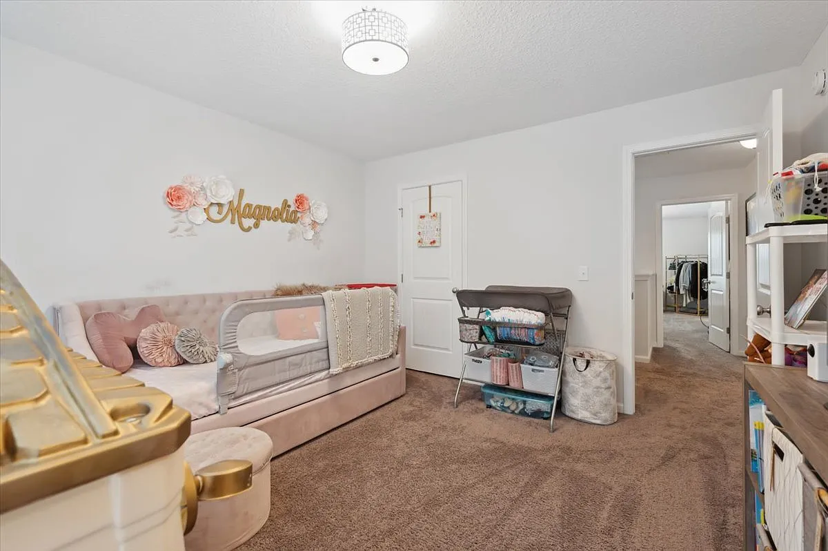 58 Summerhill Drive NE - 1 — Photo 2