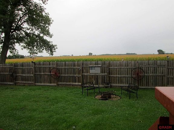 5th image of 32418 Grogan Dr