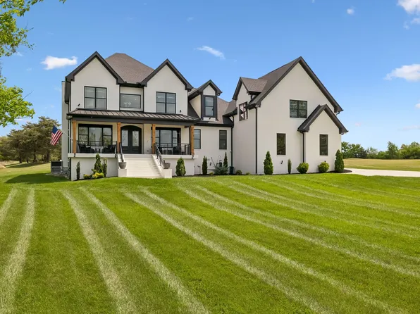 4223 Ironwood Dr, Greenbrier, TN 37073