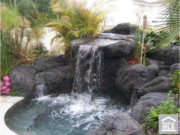 9451 Julie Beth St, Cypress, CA 90630