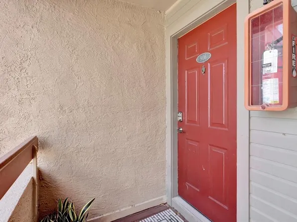 10265 Gandy Blvd N APT 906, Saint Petersburg, FL 33702