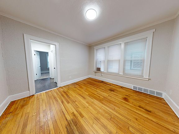 4th image of 12061 Cloverlawn St #12061