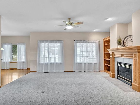 5th image of 317 Witmarsum West Dr