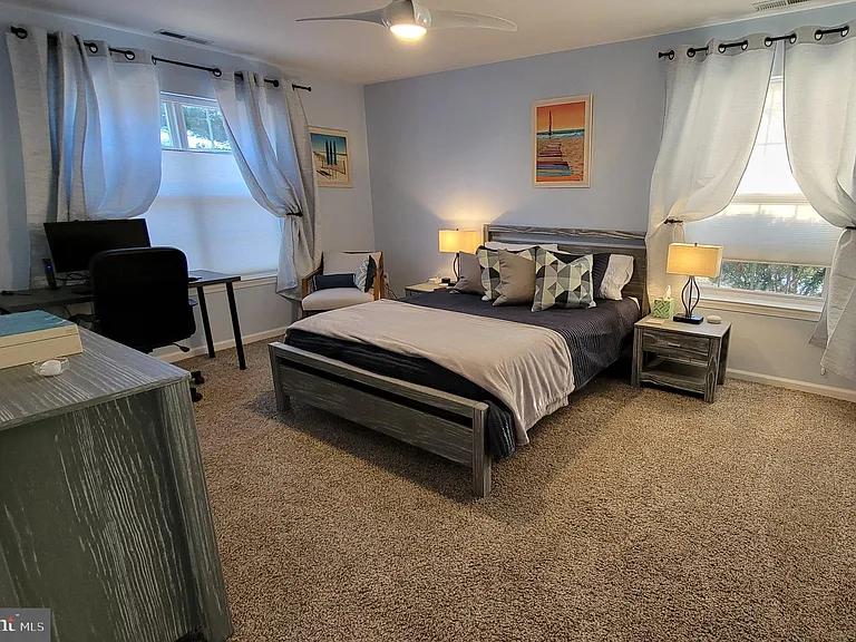 3300 Sanibel Cir #3301 — Photo 10