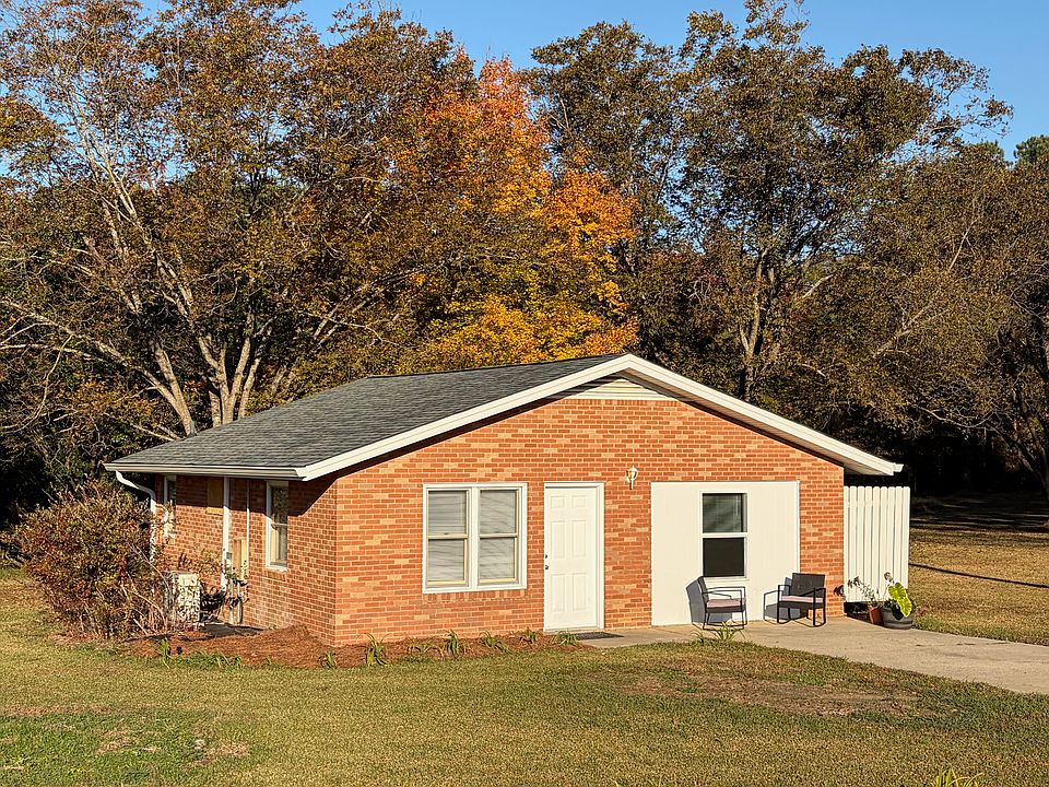 Simple and quiet country setting