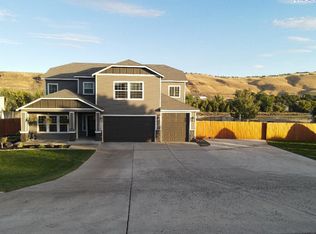 100507 E Ridgeview Dr, Kennewick, WA 99338