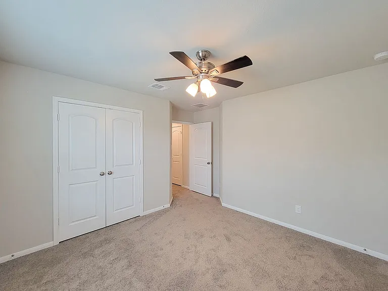 10423 Astor Points Trl — Photo 34