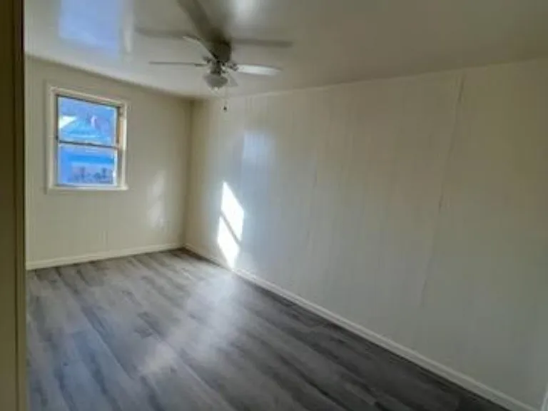 433 Grovethorn Rd — Photo 10