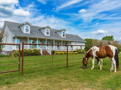 2020 Daughrity Rd, Chapel Hill, TN, 37034
