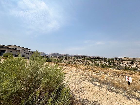 4th image of 307 Bella Ct