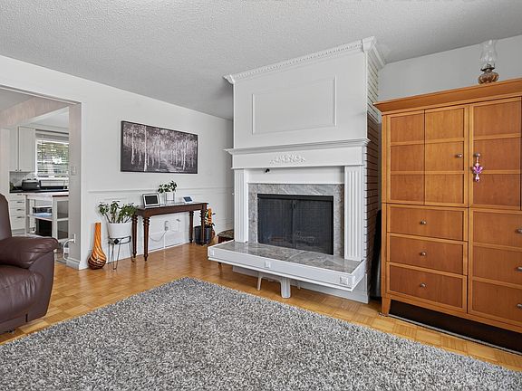 4th image of 18509 92a Ave NW