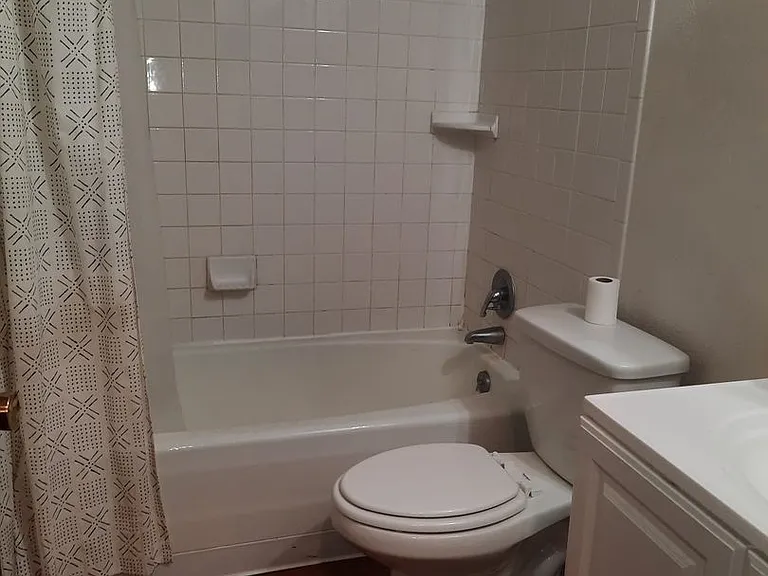1409 Utah St #A — Photo 11