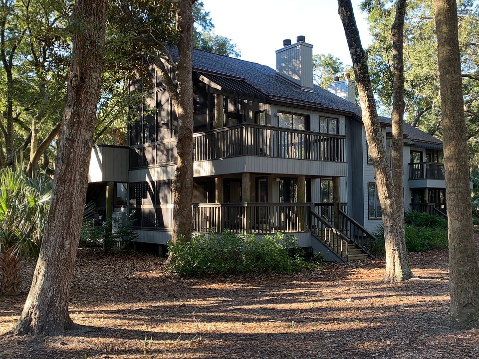 1st image of 4598 Park Lake Dr