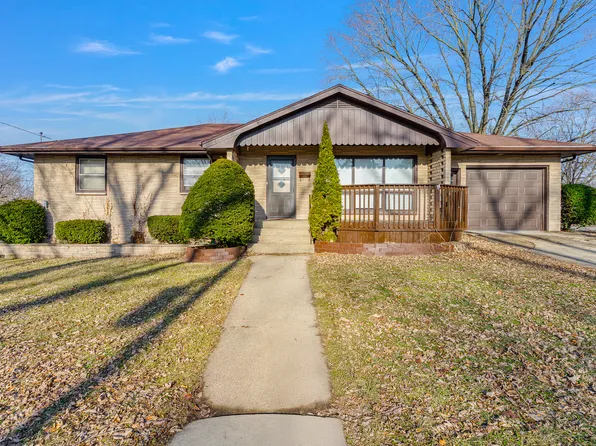 502 W 7th St, Lockport, IL 60441
