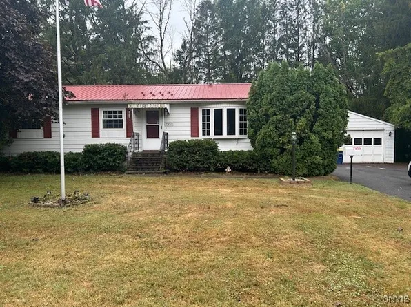 7959 State Street Rd, Port Byron, NY 13140
