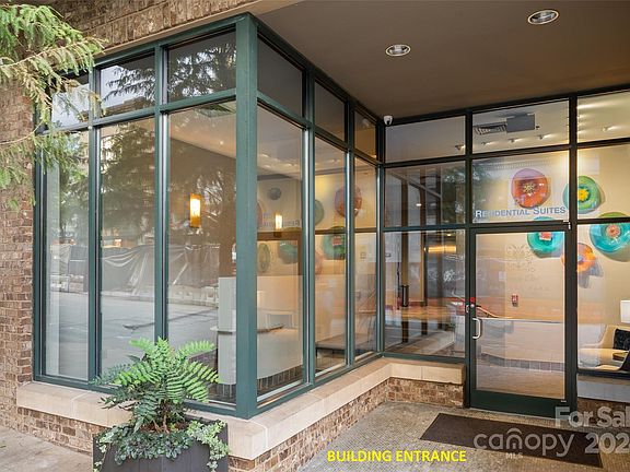 4th image of 21 Battery Park Ave APT 604