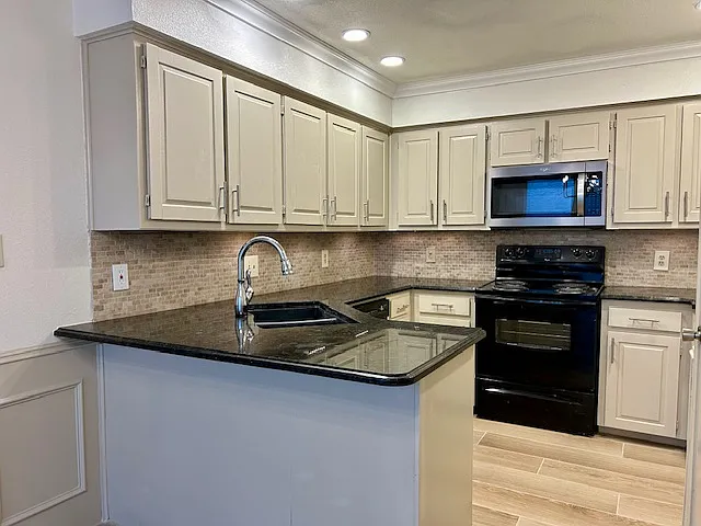 17119 Upper Bay Rd — Photo 10