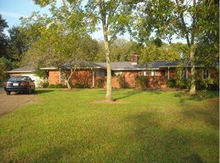 2182 Oktoc Rd, Starkville, MS 39759