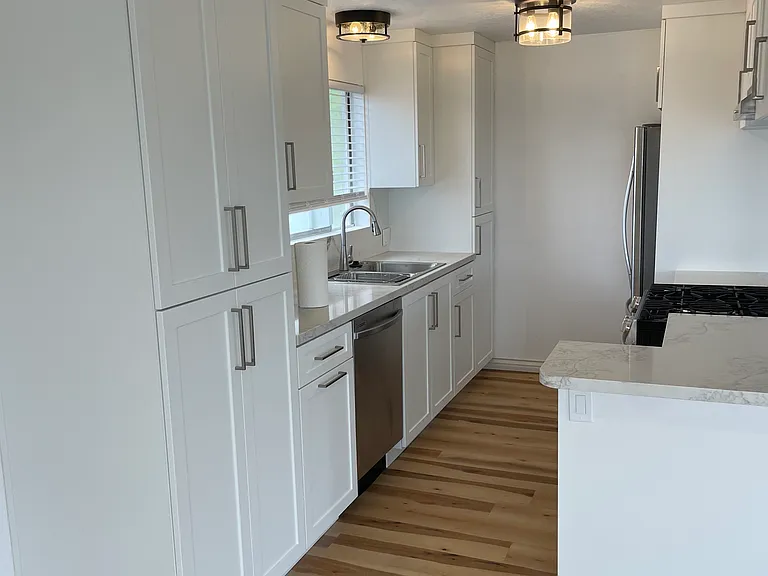 141 Avenida Florencia — Photo 3