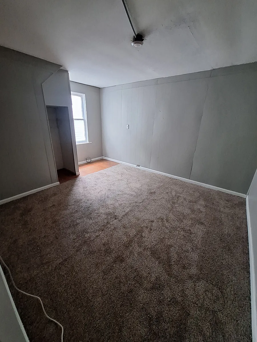 Building Photo - 220 Oak St #3