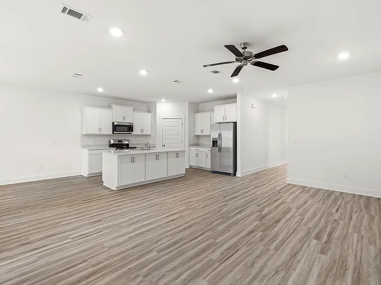 127 Holley Grove Ln — Photo 12
