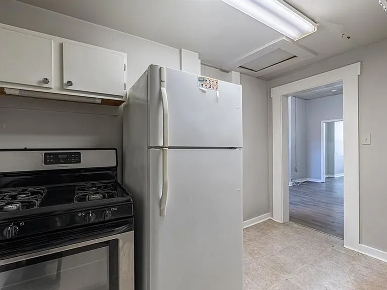 102 N Lombardy St — Photo 11